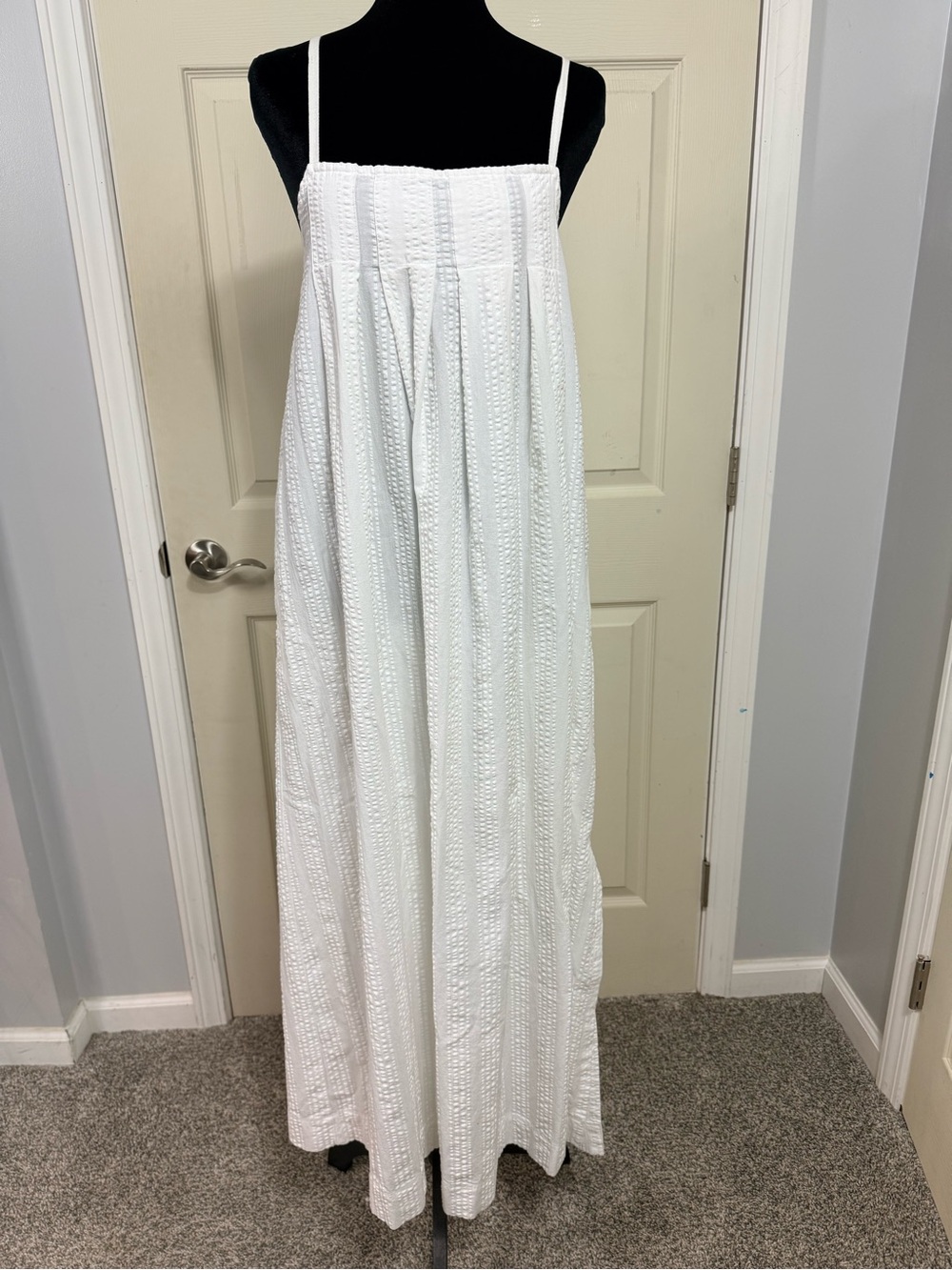 Lou & Grey White Maxi Dress